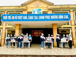 Liên đội trường TH & THCS An Vũ tổ chức lễ kỷ niệm ngày sách Việt Nam
