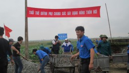 Tuổi trẻ Quỳnh Phụ chung sức xây dựng nông thôn mới