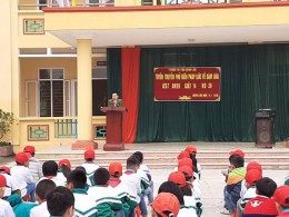 Liên đội TH & THCS Quỳnh Lâm tuyên truyền phổ biến pháp luật