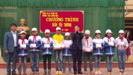 Liên đội THCS Quỳnh Ngọc tổ chức ngày hội Xuân yêu thương