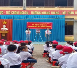 Trường TH & THCS Quỳnh Hưng tổ chức hoạt động “ Giới thiệu, kể chuyện sách chào mừng ngày sách Việt Nam lần thứ 8”