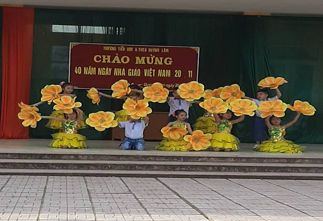 Trường TH&THCS Quỳnh Lâm tổ chức kỷ niệm ngày nhà giáo Việt Nam 20 - 11